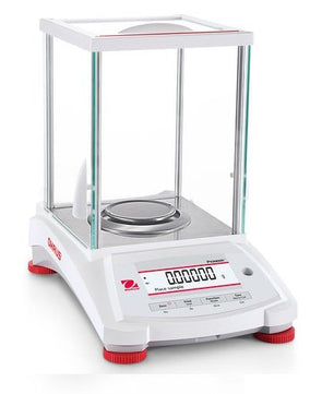 Pioneer PX Analytical Balance, internal calibration, Ohaus